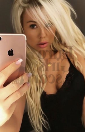 Gervaise call girl in Three Rivers Michigan